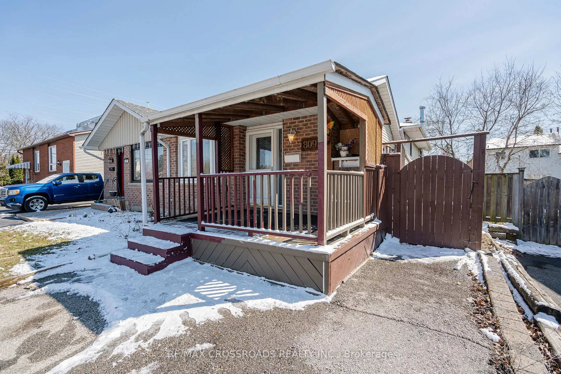 Photo 8 of 809 Monaghan Avenue, Oshawa, Vanier — HOMEH