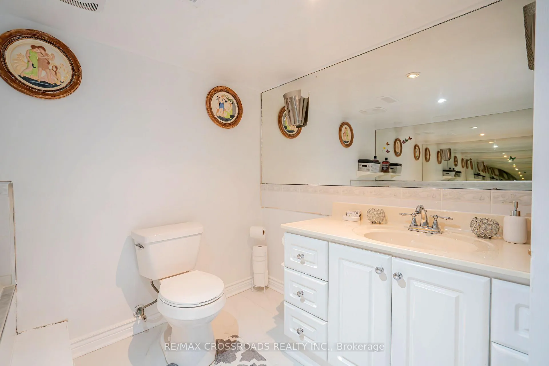 Photo 37 of 809 Monaghan Avenue, Oshawa, Vanier — HOMEH