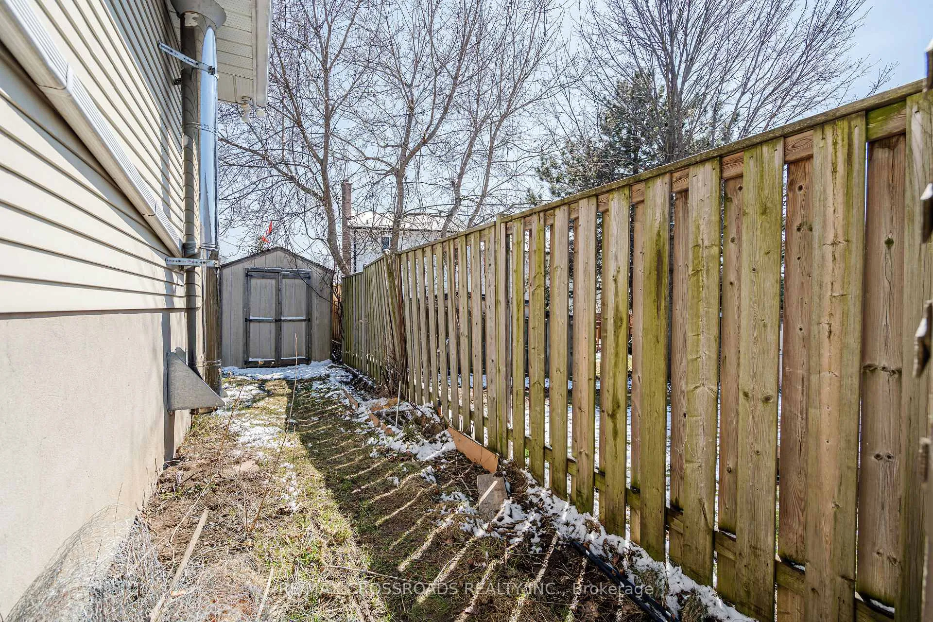 Photo 46 of 809 Monaghan Avenue, Oshawa, Vanier — HOMEH