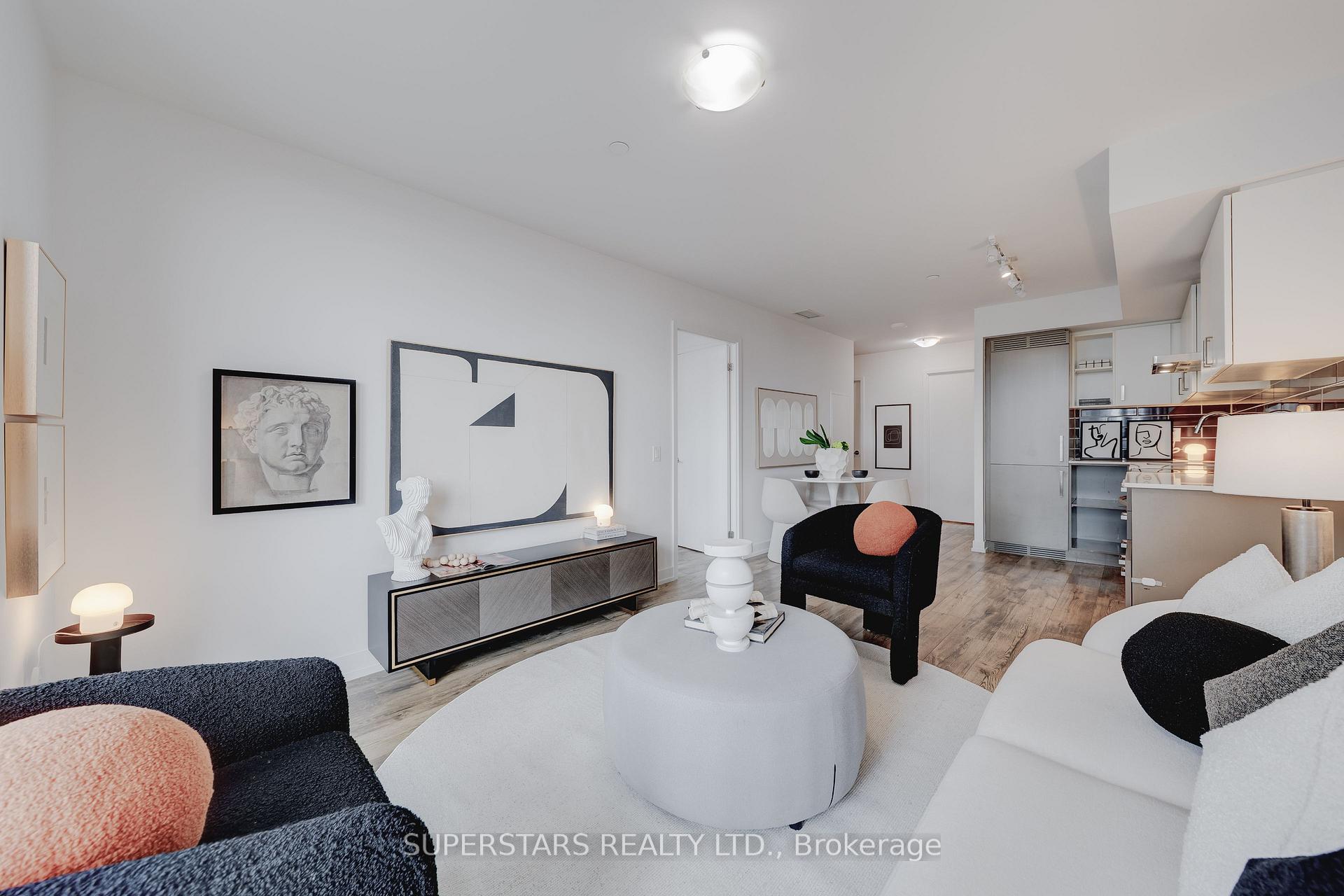 Photo 7 of Unit 702, 125 Redpath Avenue, Toronto, Mount Pleasant West — HOMEH