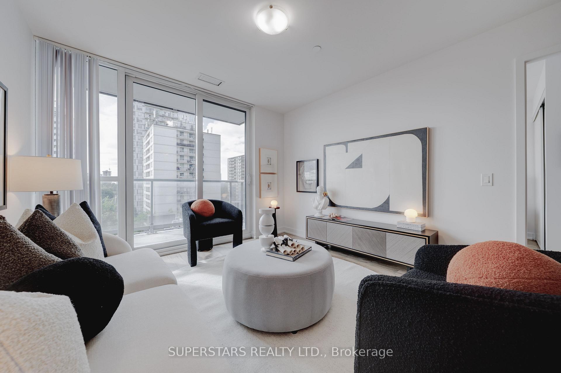 Photo 8 of Unit 702, 125 Redpath Avenue, Toronto, Mount Pleasant West — HOMEH