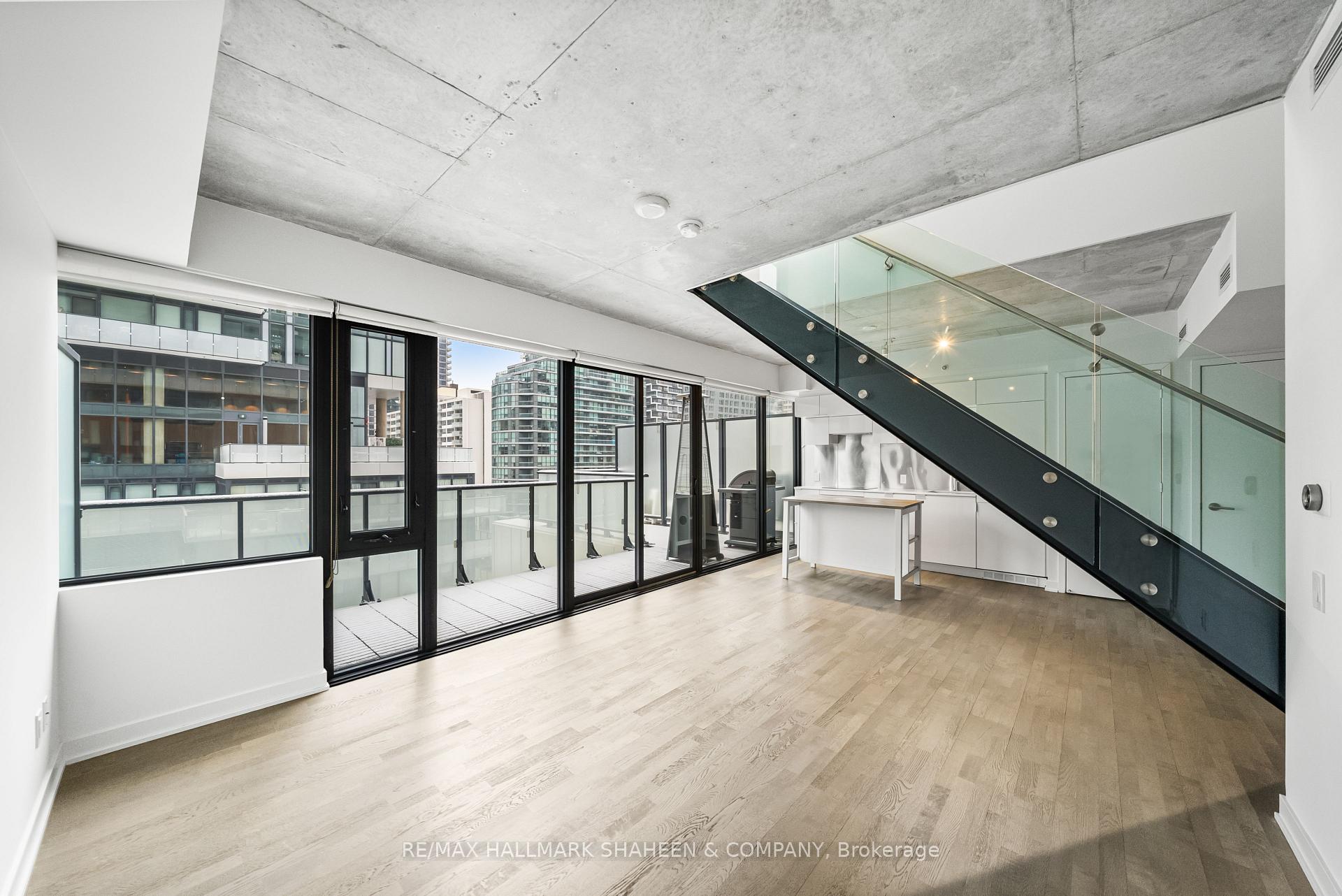 Photo 7 of Unit 702, 185 Roehampton Avenue, Toronto, Mount Pleasant West — HOMEH