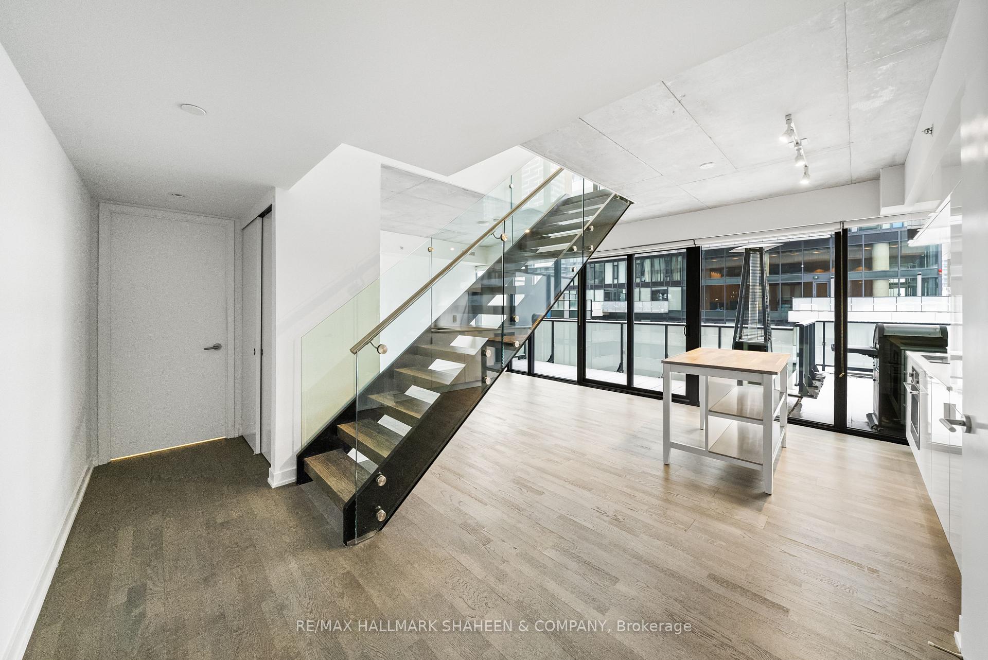 Photo 9 of Unit 702, 185 Roehampton Avenue, Toronto, Mount Pleasant West — HOMEH