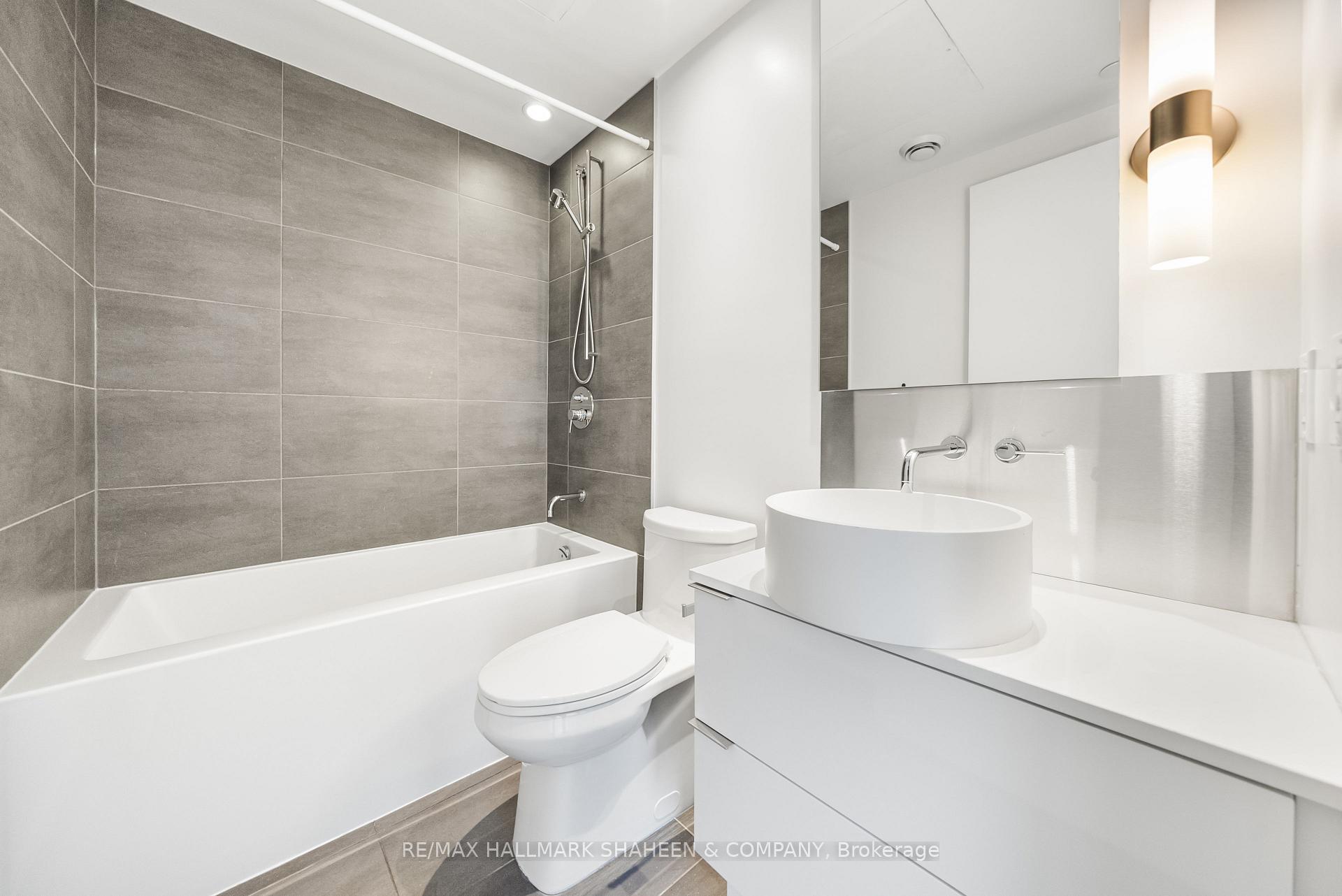 Photo 17 of Unit 702, 185 Roehampton Avenue, Toronto, Mount Pleasant West — HOMEH