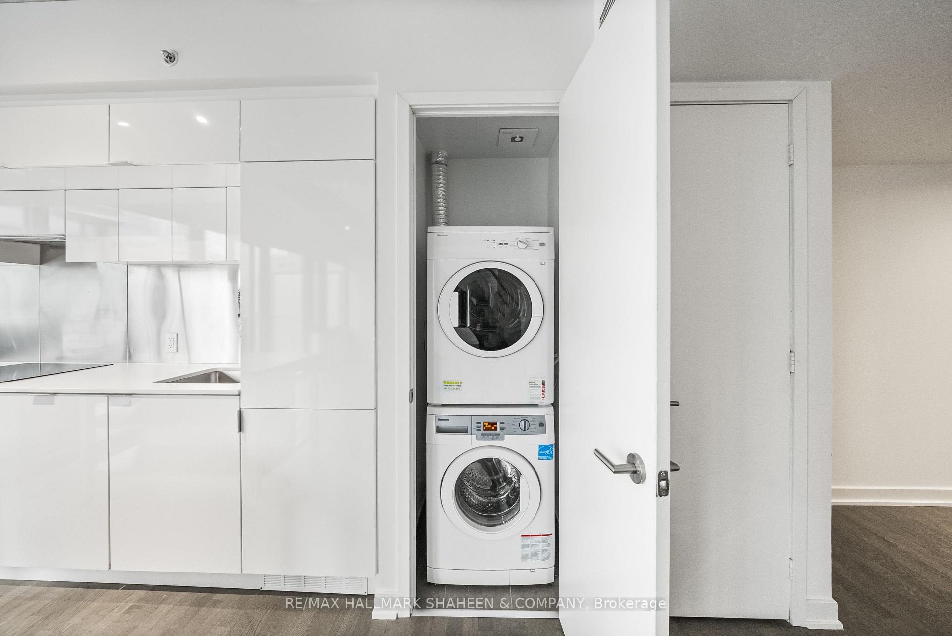 Photo 29 of Unit 702, 185 Roehampton Avenue, Toronto, Mount Pleasant West — HOMEH