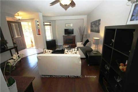 Photo 6 of 268 Pinnacle Trail, Aurora, Bayview Wellington — HOMEH
