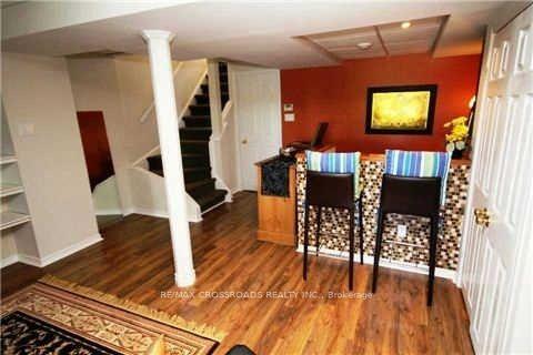 Photo 8 of 268 Pinnacle Trail, Aurora, Bayview Wellington — HOMEH