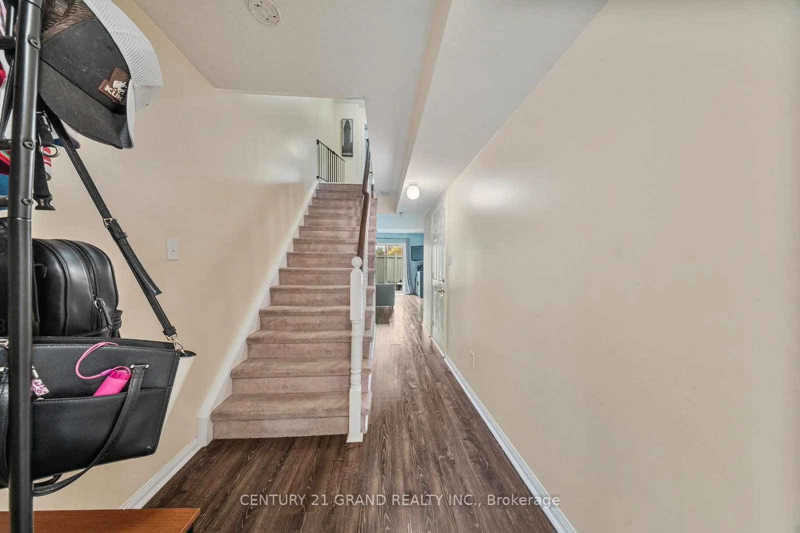 Photo 6 of Unit 38, 470 Beach Boulevard, Hamilton, Hamilton Beach — HOMEH
