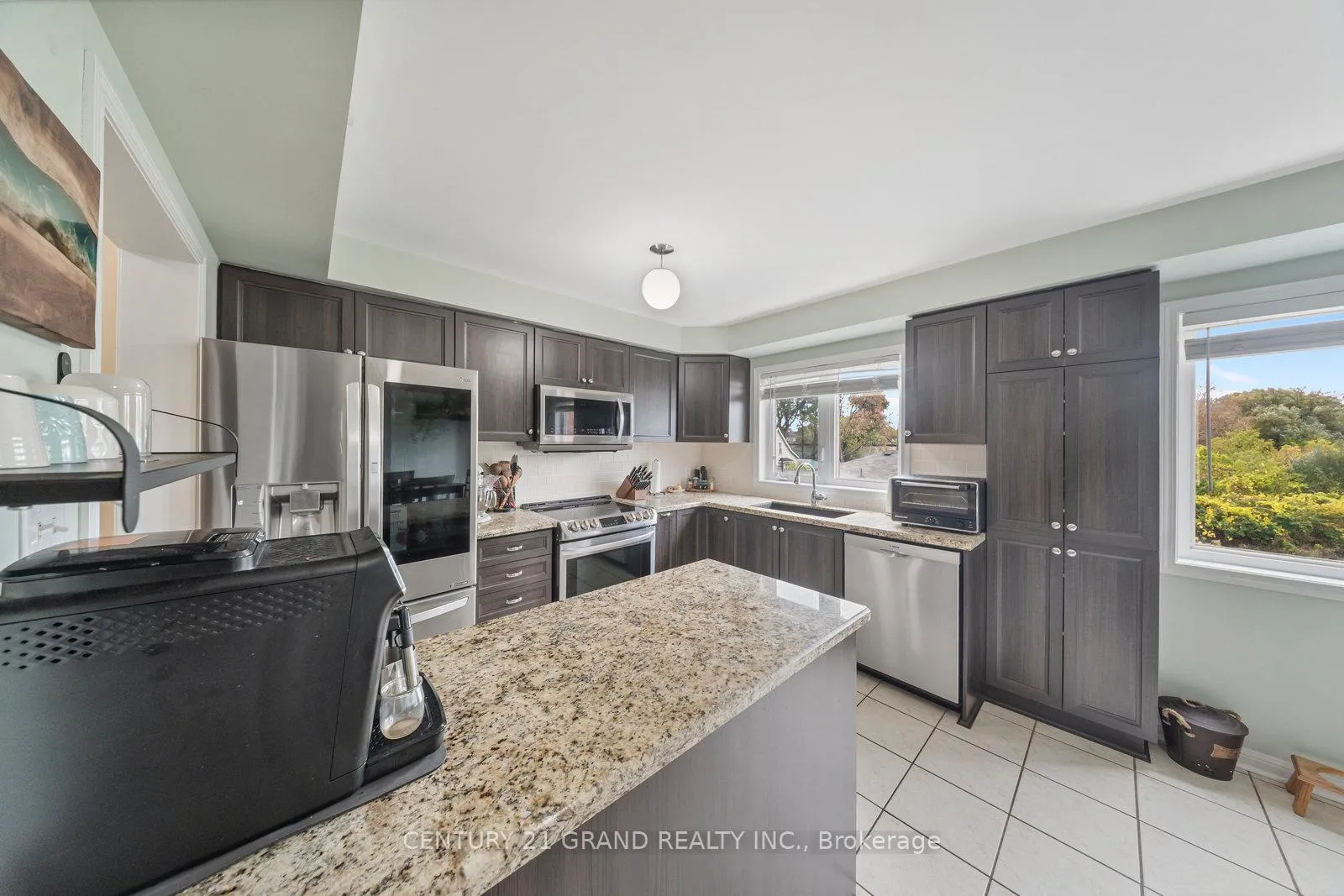 Photo 11 of Unit 38, 470 Beach Boulevard, Hamilton, Hamilton Beach — HOMEH