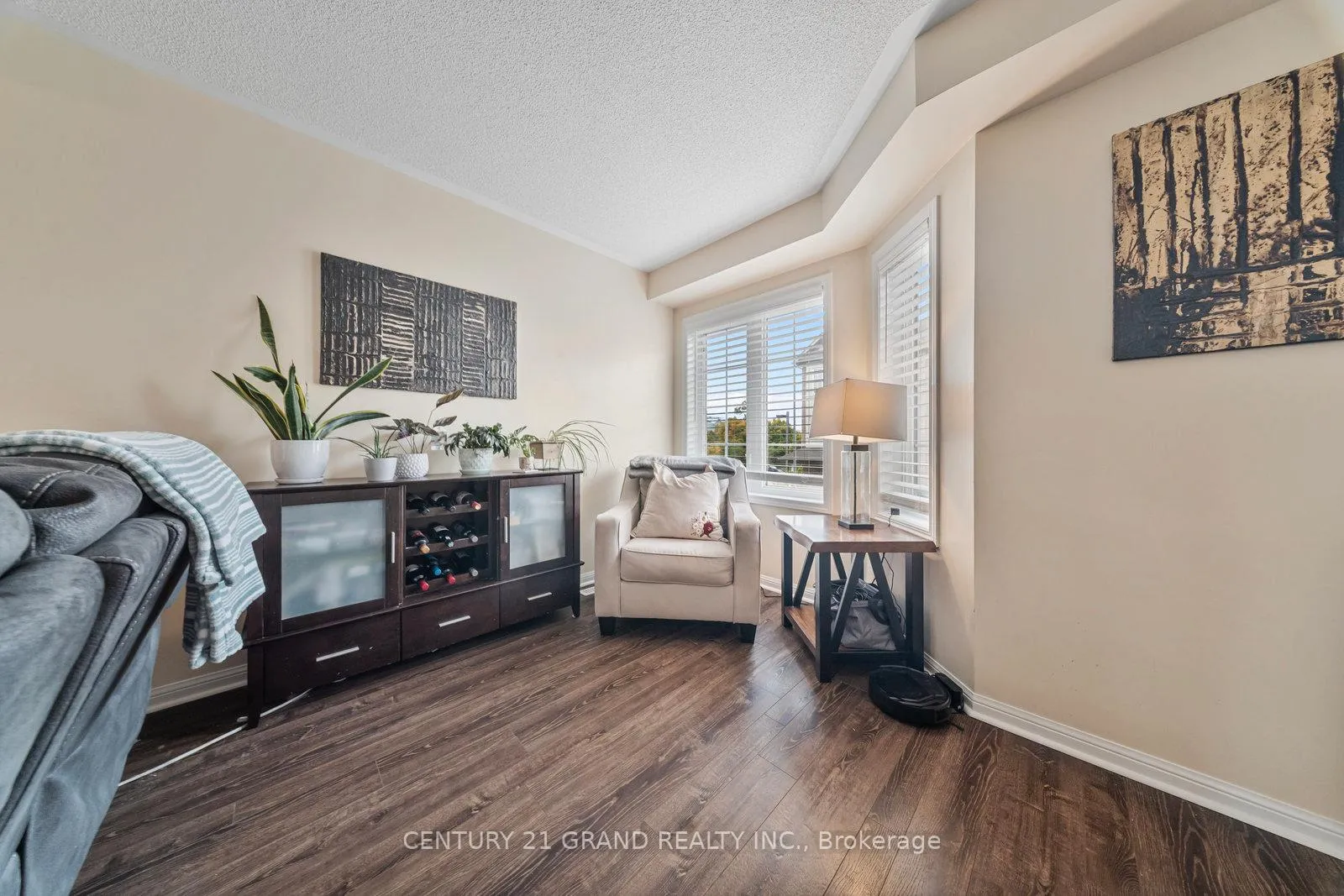 Photo 19 of Unit 38, 470 Beach Boulevard, Hamilton, Hamilton Beach — HOMEH