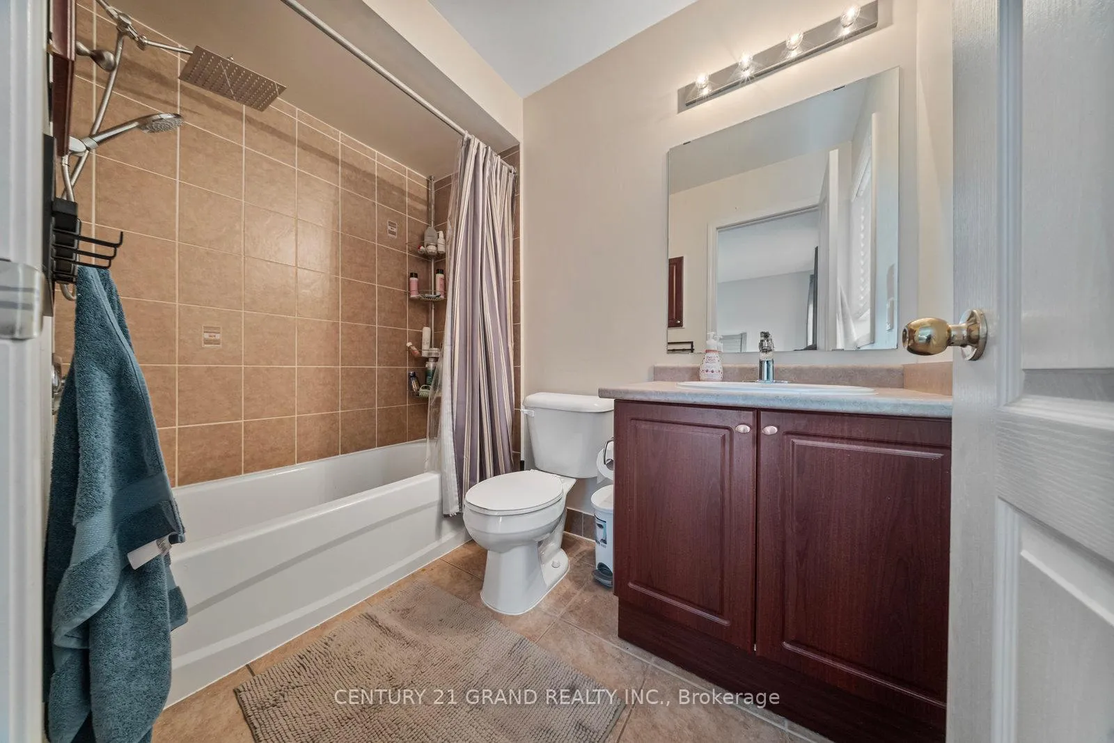 Photo 23 of Unit 38, 470 Beach Boulevard, Hamilton, Hamilton Beach — HOMEH