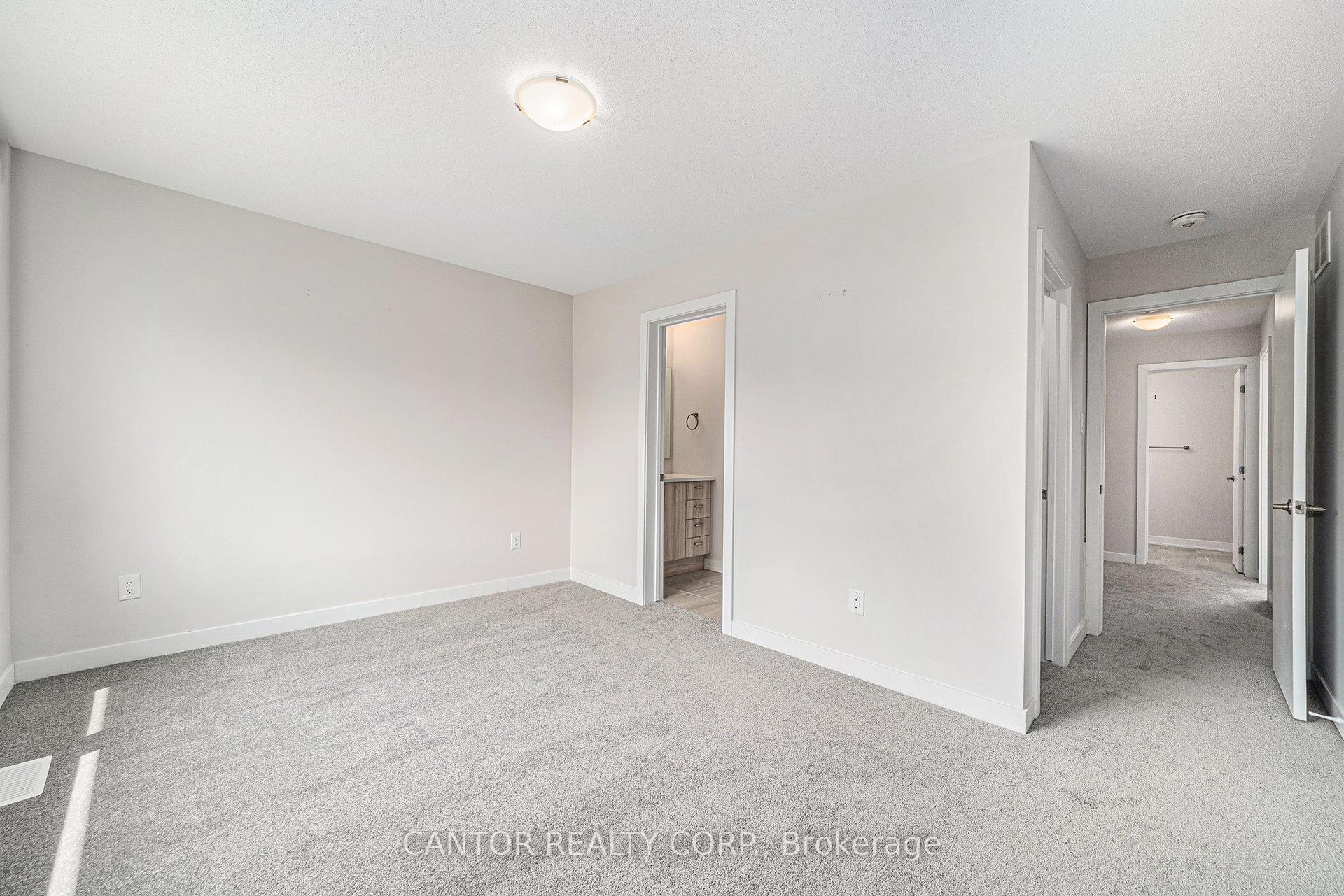 Photo 12 of 22 Focality Crescent, Ottawa, Barrhaven - Half Moon Bay — HOMEH