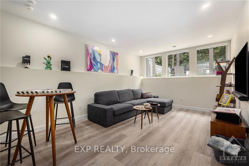 Photo 9 of 515 Edison Avenue, Ottawa, McKellar/Highland — HOMEH