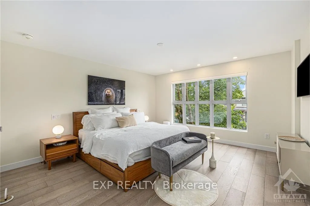 Photo 18 of 515 Edison Avenue, Ottawa, McKellar/Highland — HOMEH