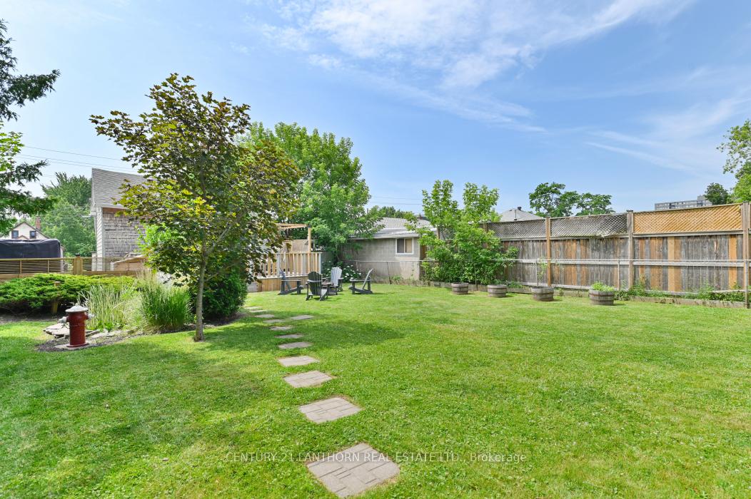 Photo 33 of 24 Parker Street, Belleville, Belleville Ward — HOMEH