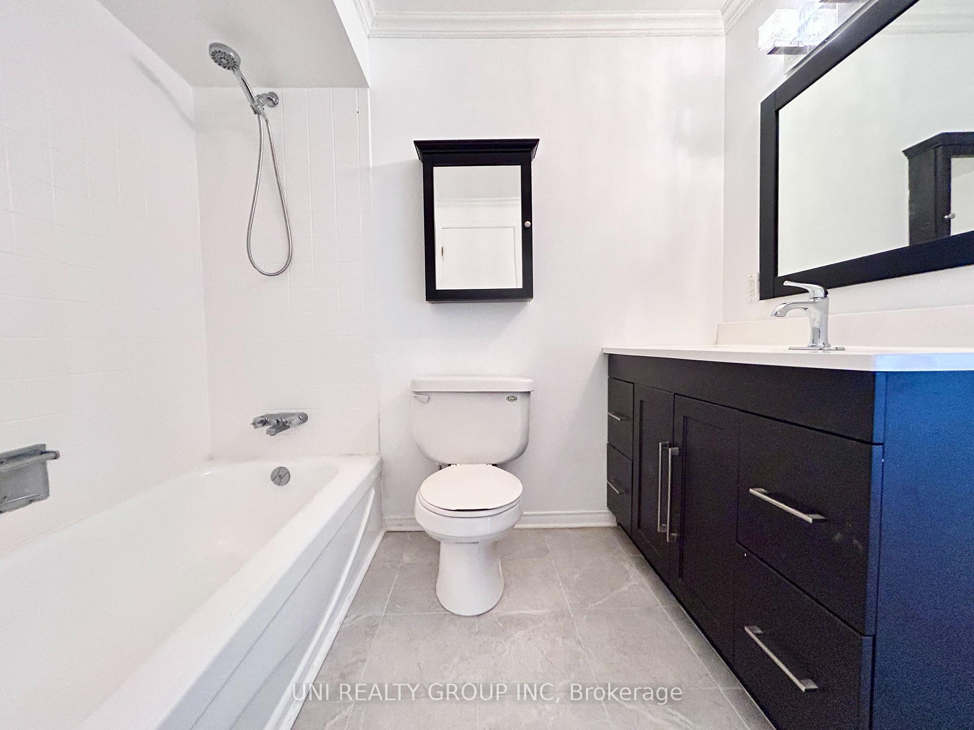 Photo 23 of 2064 Eric Crescent, Ottawa, Pineview — HOMEH