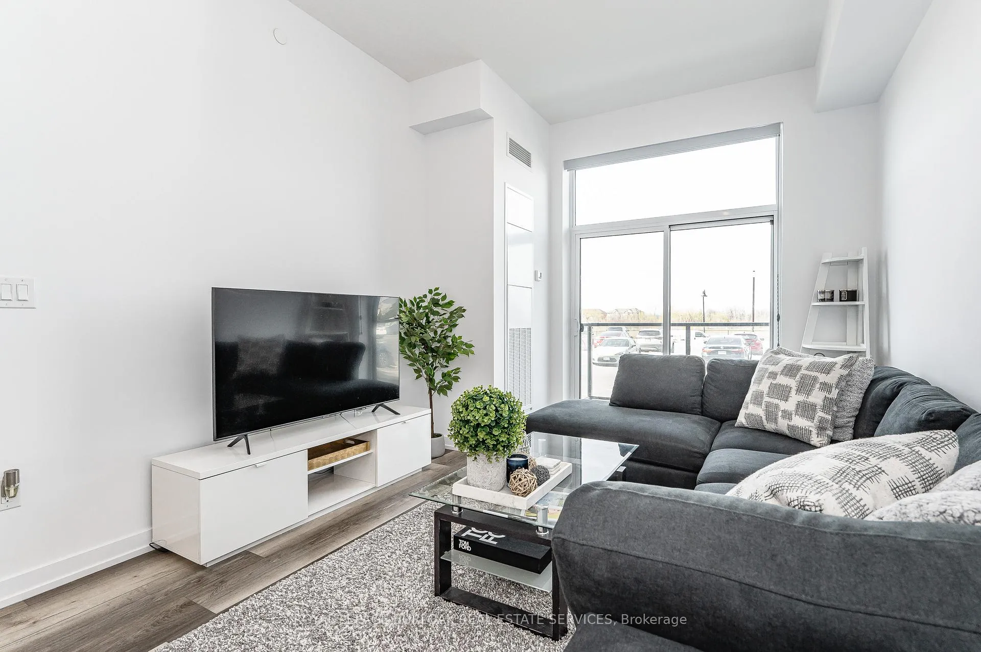 Photo 16 of Unit 121, 450 Dundas Street E, Hamilton, Waterdown — HOMEH