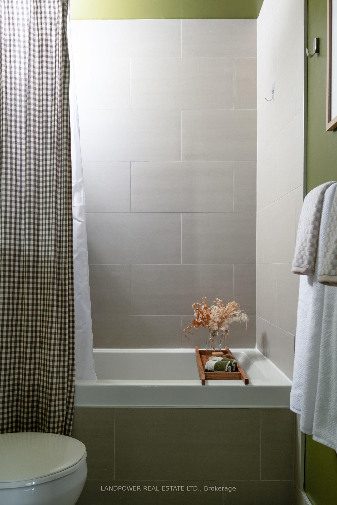 Photo 24 of Unit 302, 1201 Dundas Street E, Toronto, South Riverdale — HOMEH