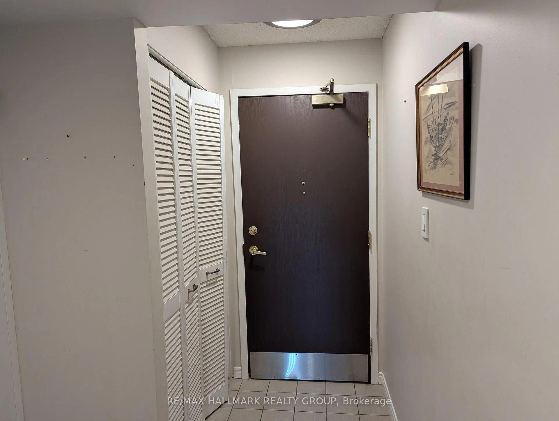 Photo 4 of Unit 706, 160 George Street, Ottawa, Lower Town/Byward Market — HOMEH