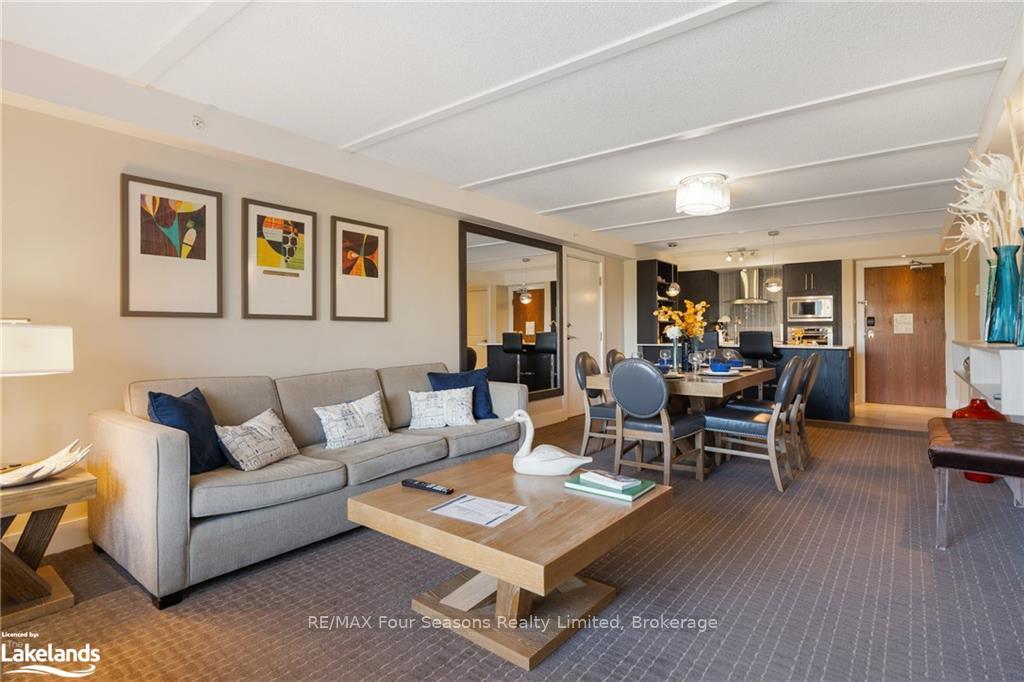 Front of Unit 2602-2604, 9 Harbour Street