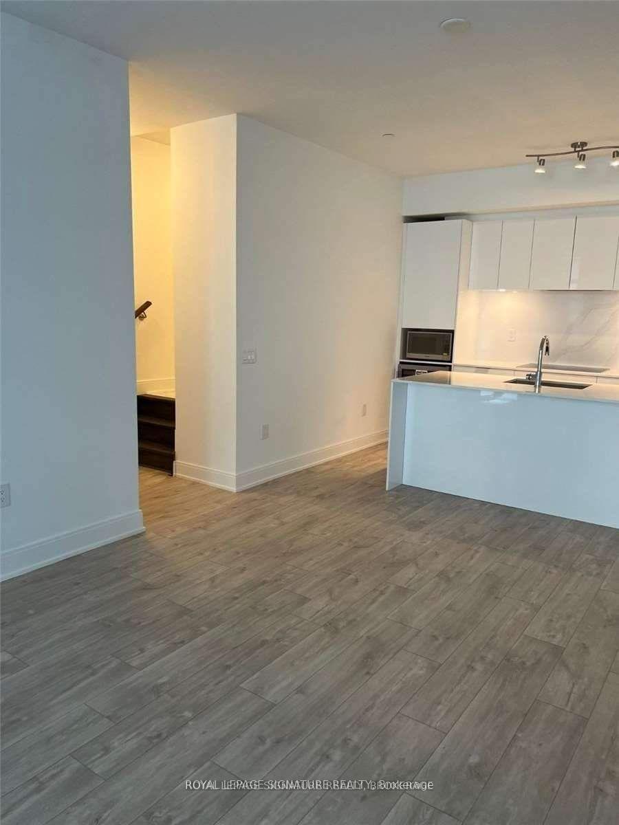Photo 8 of Unit Th 101, 65 Annie Craig Drive, Etobicoke, Mimico — HOMEH