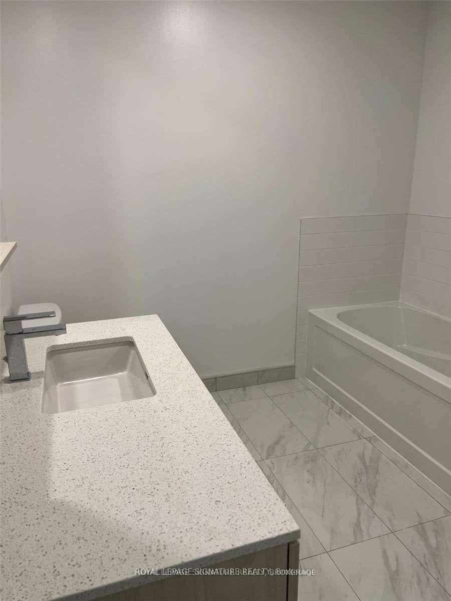 Photo 17 of Unit Th 101, 65 Annie Craig Drive, Etobicoke, Mimico — HOMEH