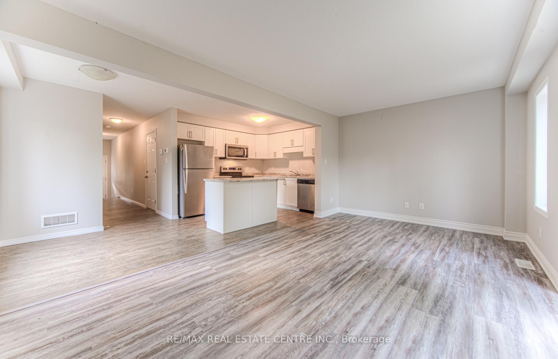 Photo 5 of Unit 22, 50 Pinnacle Drive, Kitchener — HOMEH