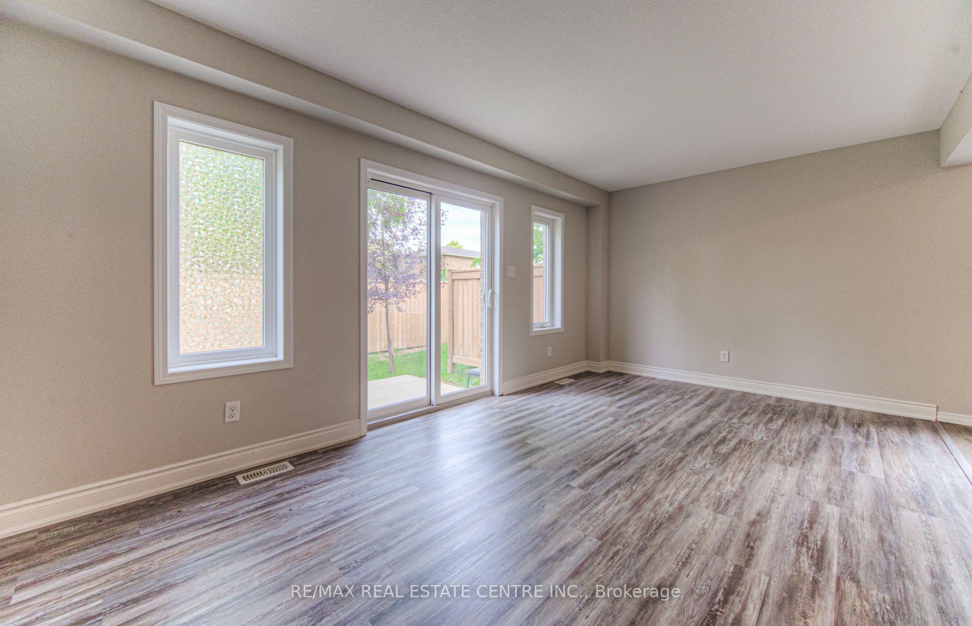 Photo 6 of Unit 22, 50 Pinnacle Drive, Kitchener — HOMEH