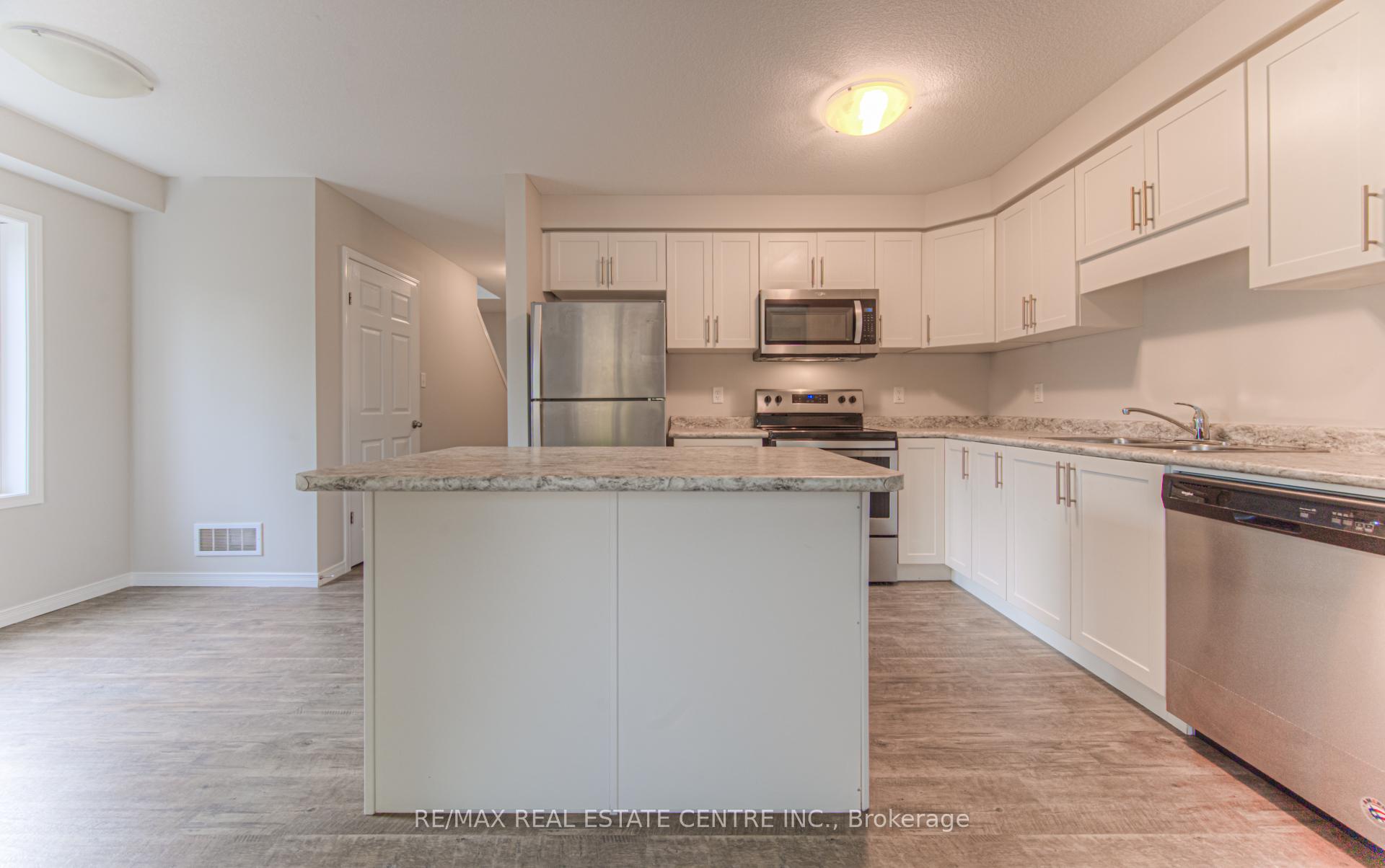 Photo 8 of Unit 22, 50 Pinnacle Drive, Kitchener — HOMEH