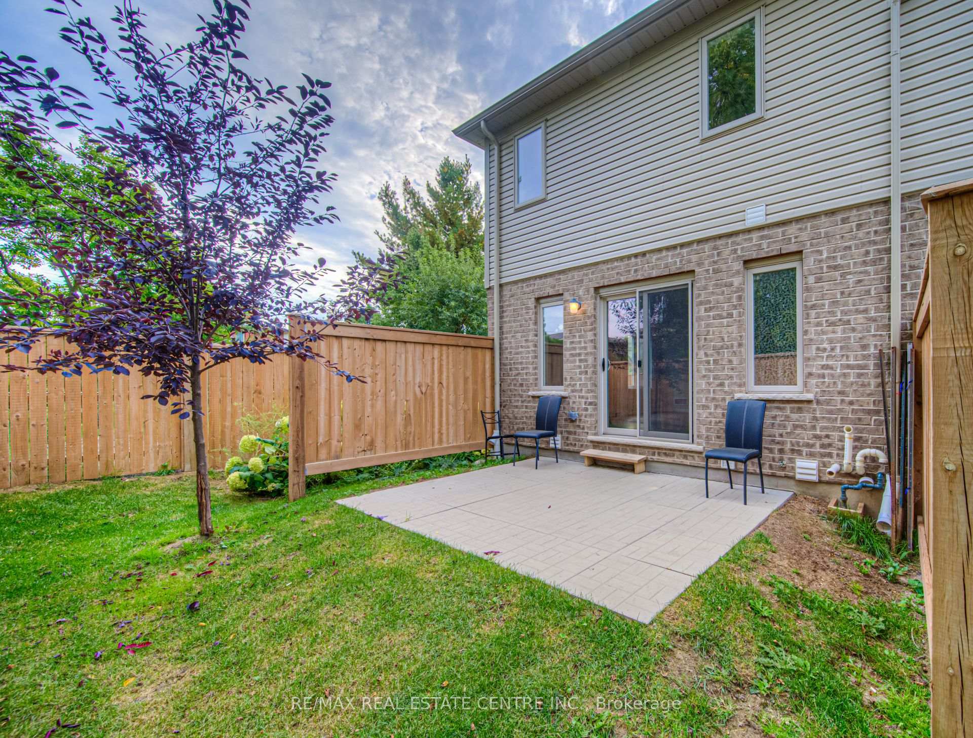 Photo 24 of Unit 22, 50 Pinnacle Drive, Kitchener — HOMEH