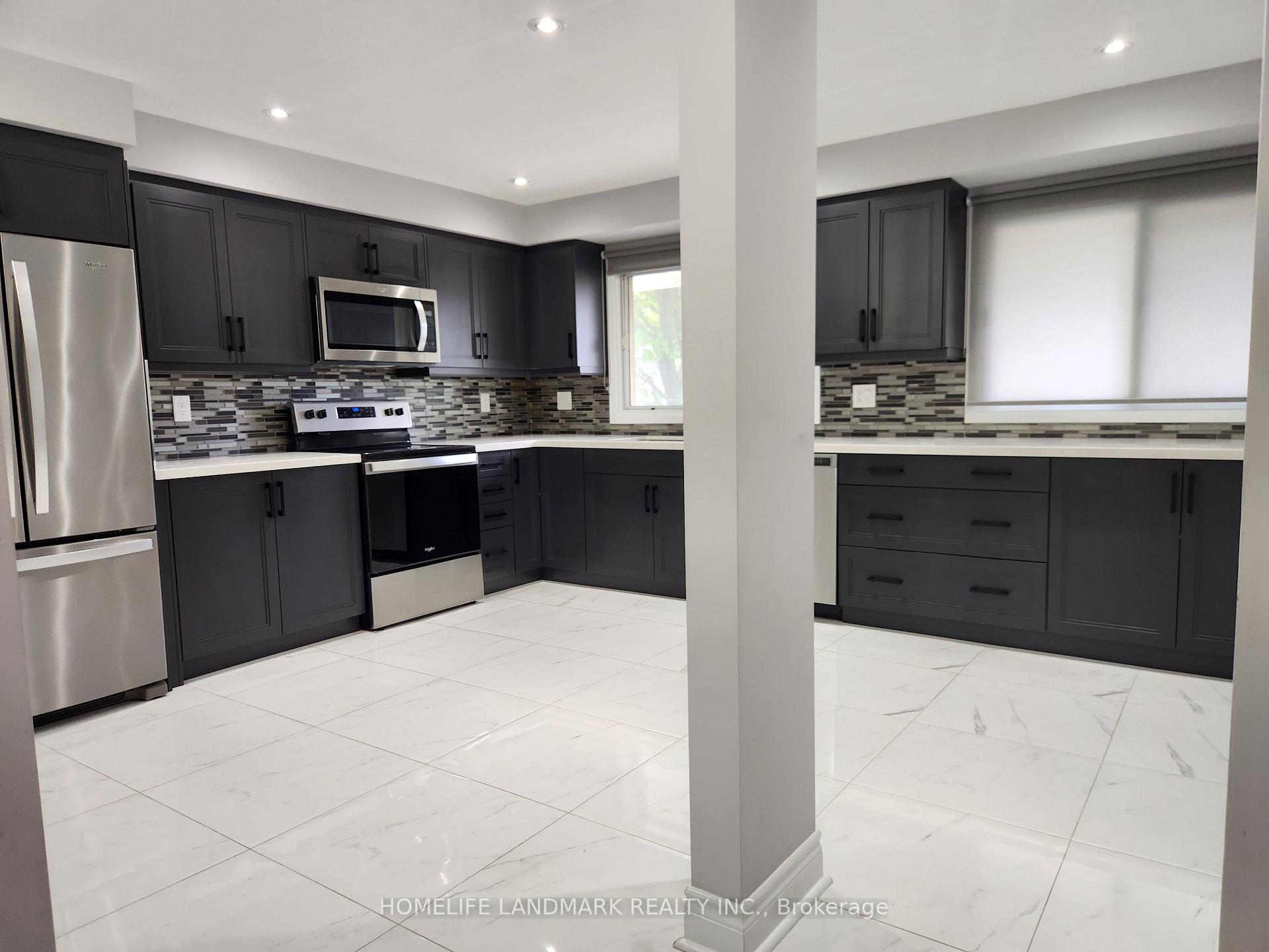 Photo 11 of 7 Poplar Crescent, Aurora, Aurora Highlands — HOMEH