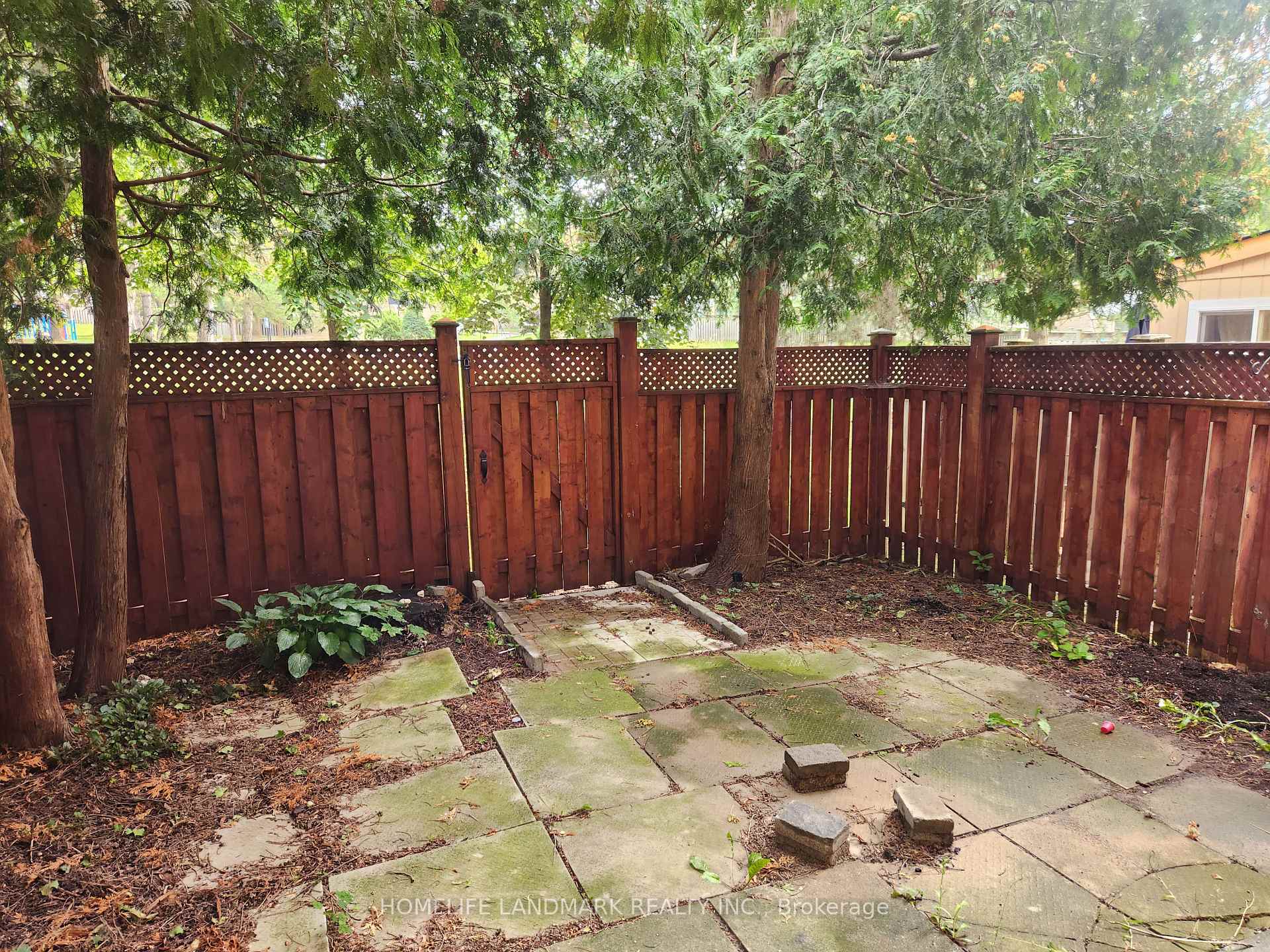Photo 31 of 7 Poplar Crescent, Aurora, Aurora Highlands — HOMEH