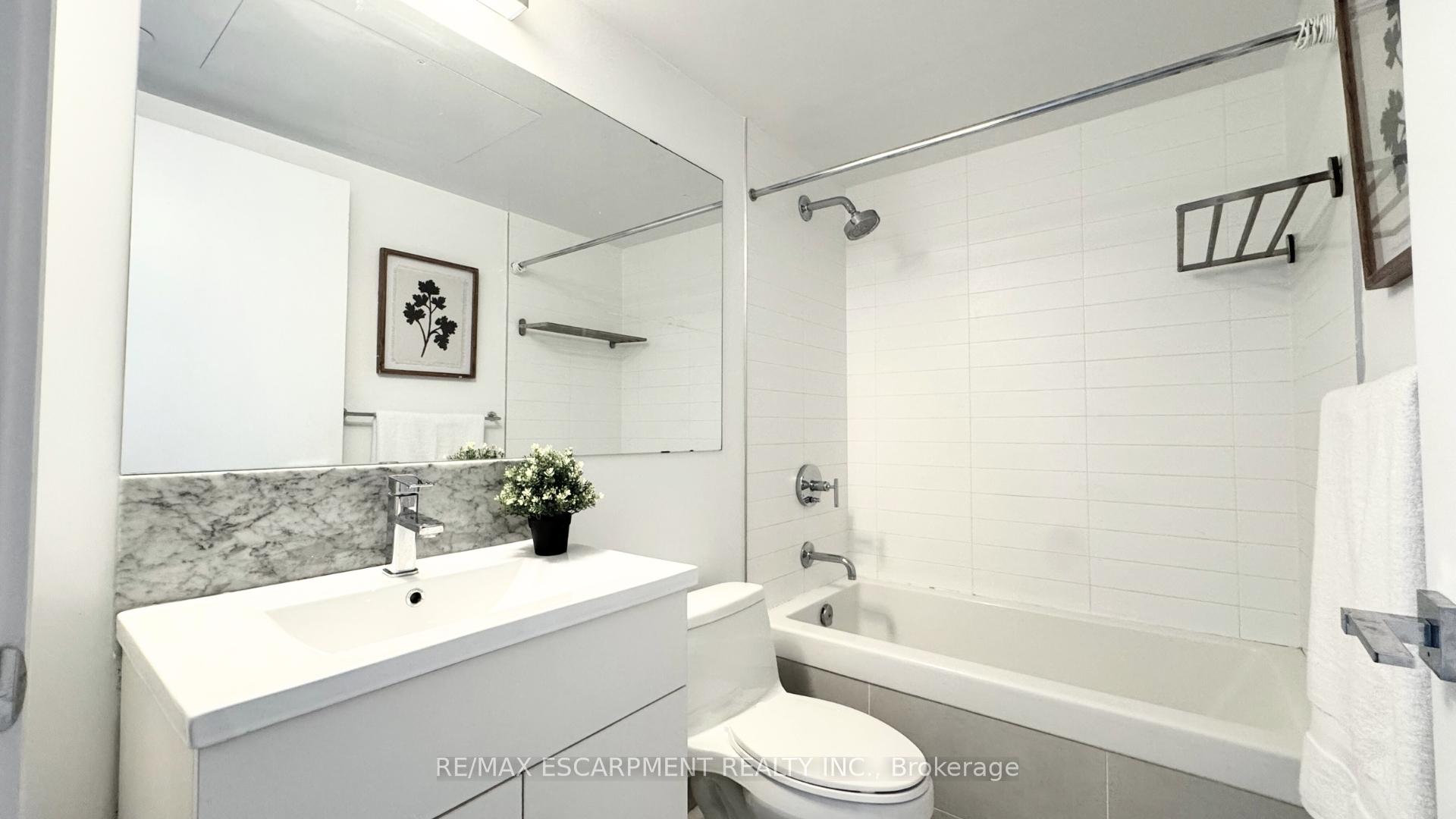 Photo 20 of Unit 2409, 42 Charles Street E, Toronto, Church-Yonge Corridor — HOMEH