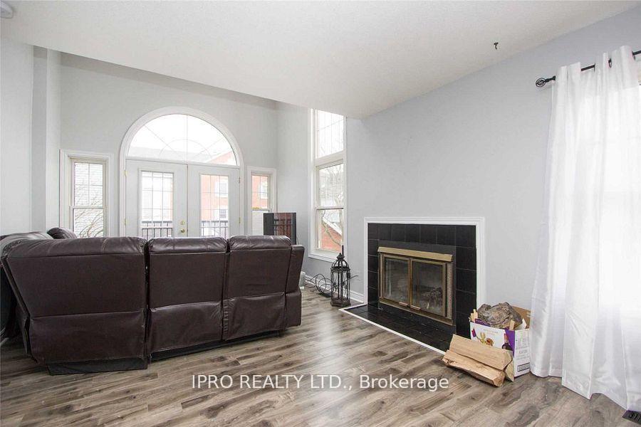 Photo 14 of Unit D-17, 1663 Nash Road, Clarington, Courtice — HOMEH