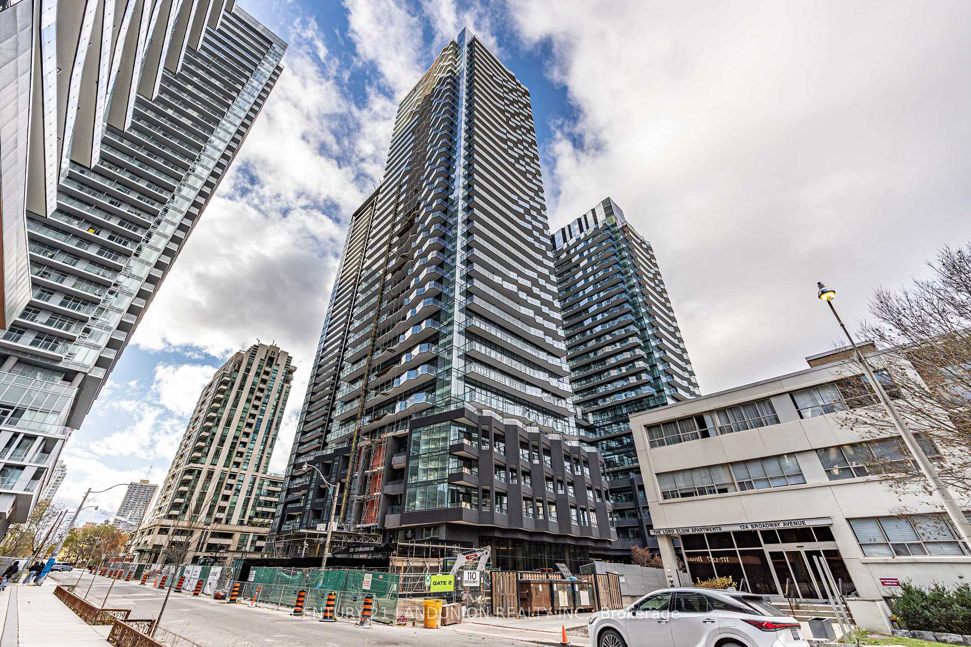 Photo 1 of Unit 309, 110 Broadway Avenue, Toronto, Mount Pleasant West — HOMEH
