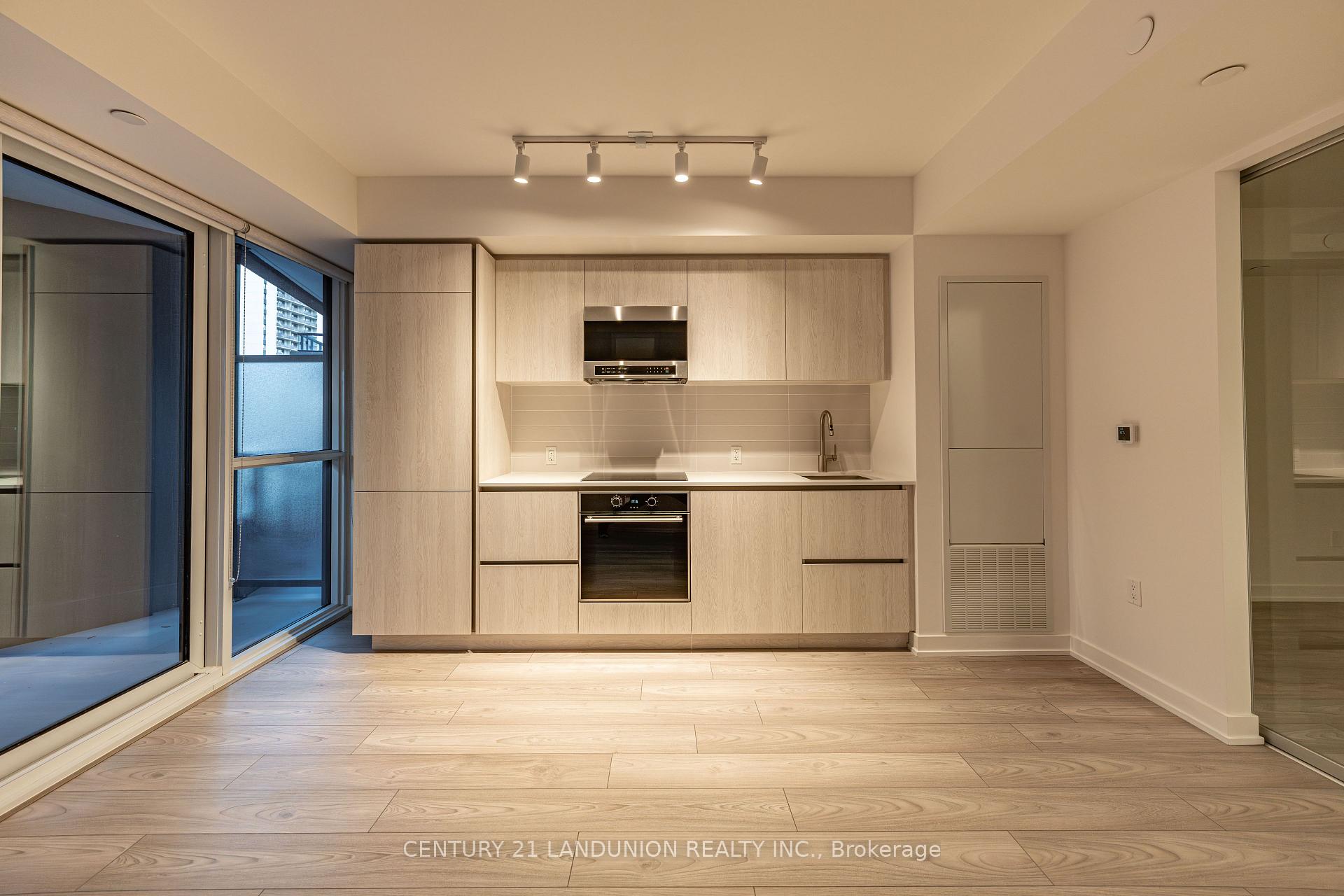 Photo 7 of Unit 309, 110 Broadway Avenue, Toronto, Mount Pleasant West — HOMEH