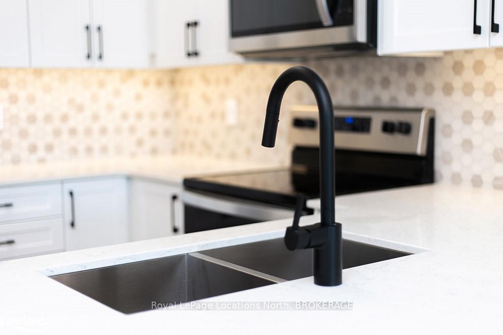 Photo 7 of Unit 318, 4 Kimberly Lane, Collingwood — HOMEH