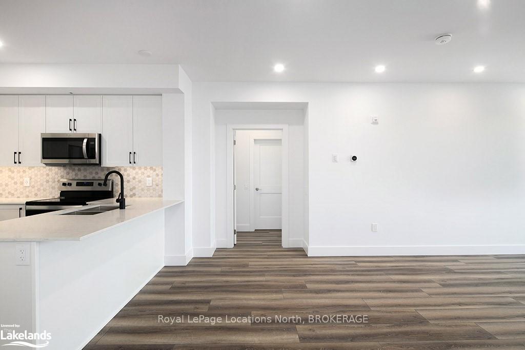 Photo 23 of Unit 318, 4 Kimberly Lane, Collingwood — HOMEH