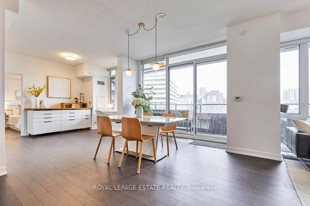Photo 12 of Unit N419, 120 Bayview Avenue, Toronto, Waterfront Communities — HOMEH