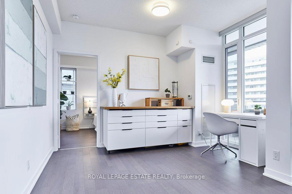 Photo 19 of Unit N419, 120 Bayview Avenue, Toronto, Waterfront Communities — HOMEH
