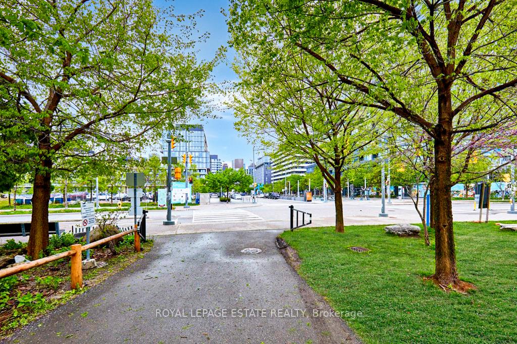 Photo 34 of Unit N419, 120 Bayview Avenue, Toronto, Waterfront Communities — HOMEH