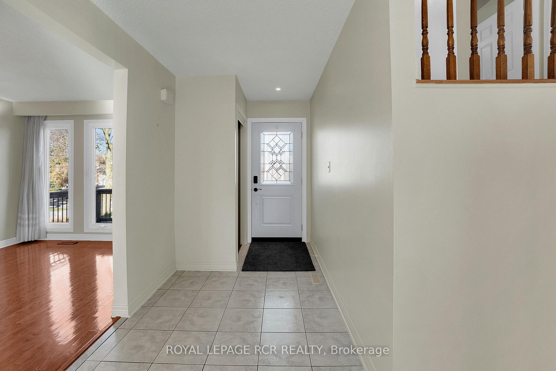 Photo 10 of 204 Ridge Road, Caledon, Bolton West — HOMEH