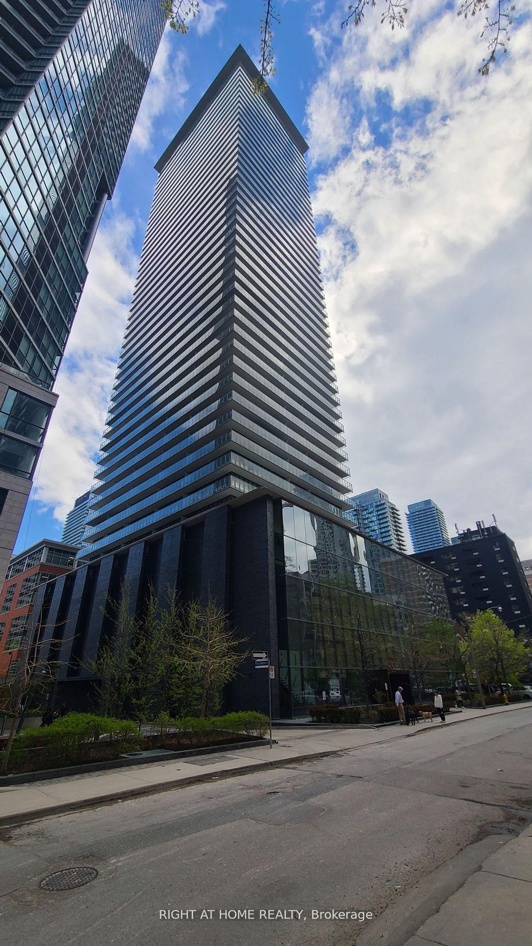 Photo 1 of Unit 2004, 33 Charles Street E, Toronto, Church-Yonge Corridor — HOMEH