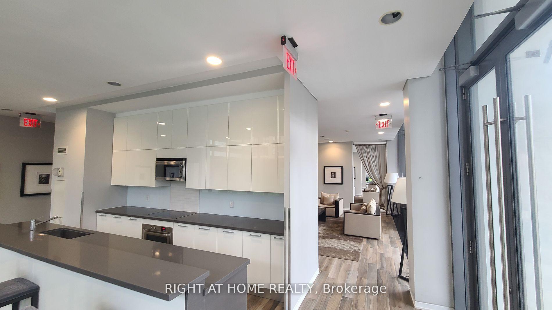 Photo 14 of Unit 2004, 33 Charles Street E, Toronto, Church-Yonge Corridor — HOMEH