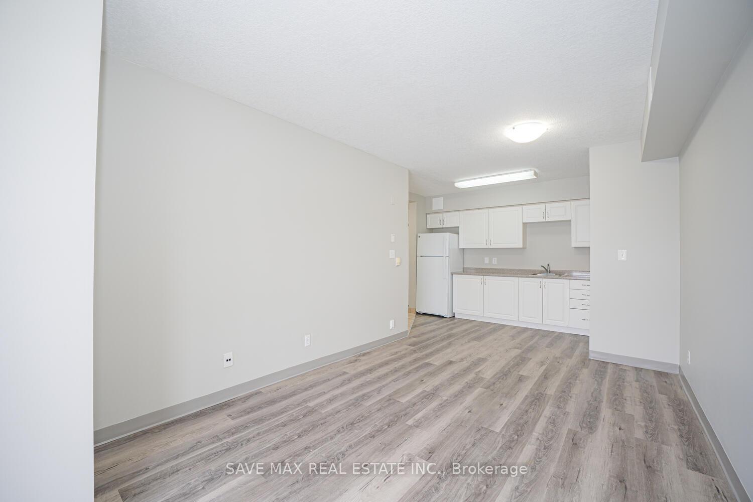 Photo 7 of Unit 207, 593 Strasburg Road, Kitchener — HOMEH