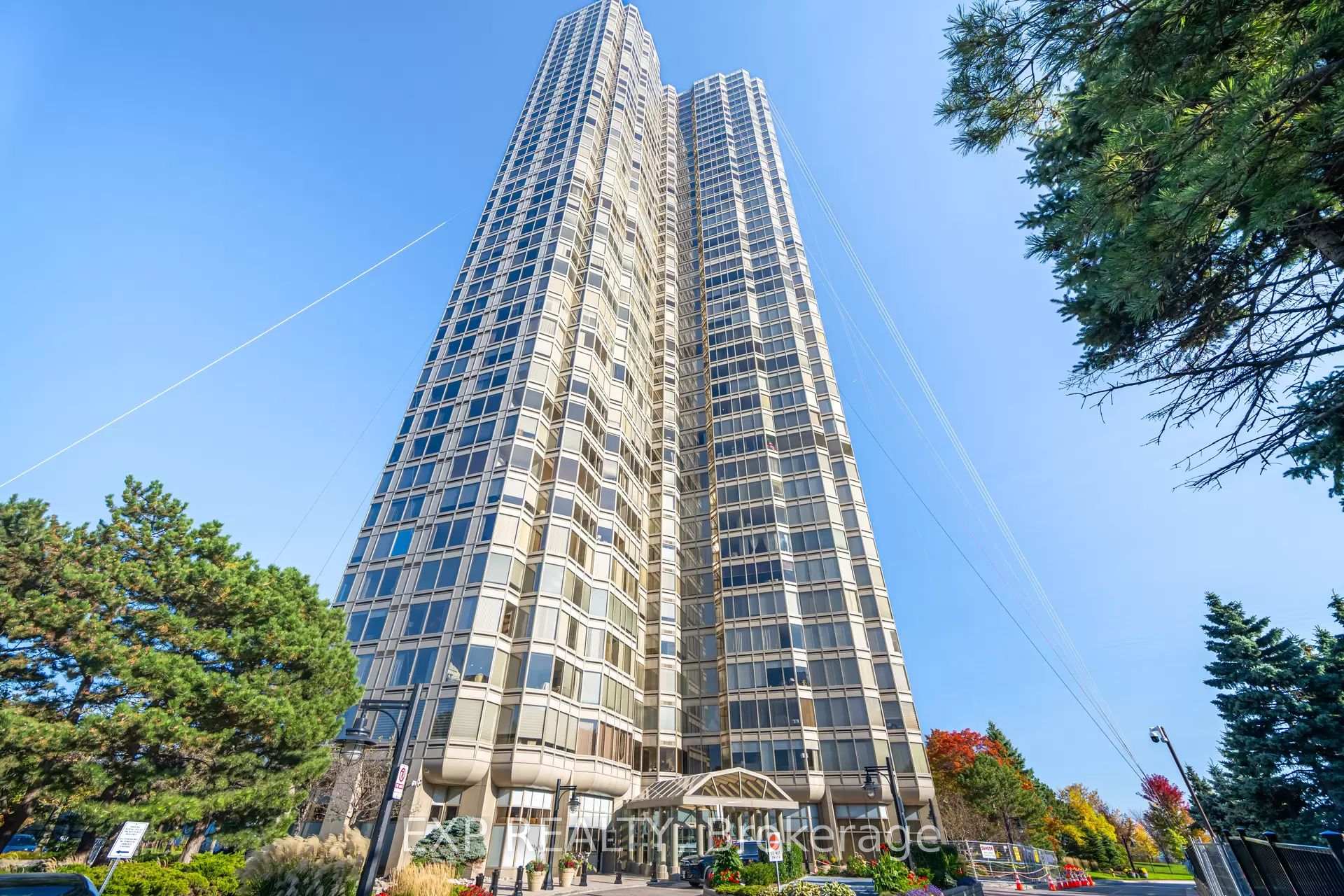 Front of Unit 3708, 1 Palace Pier Court