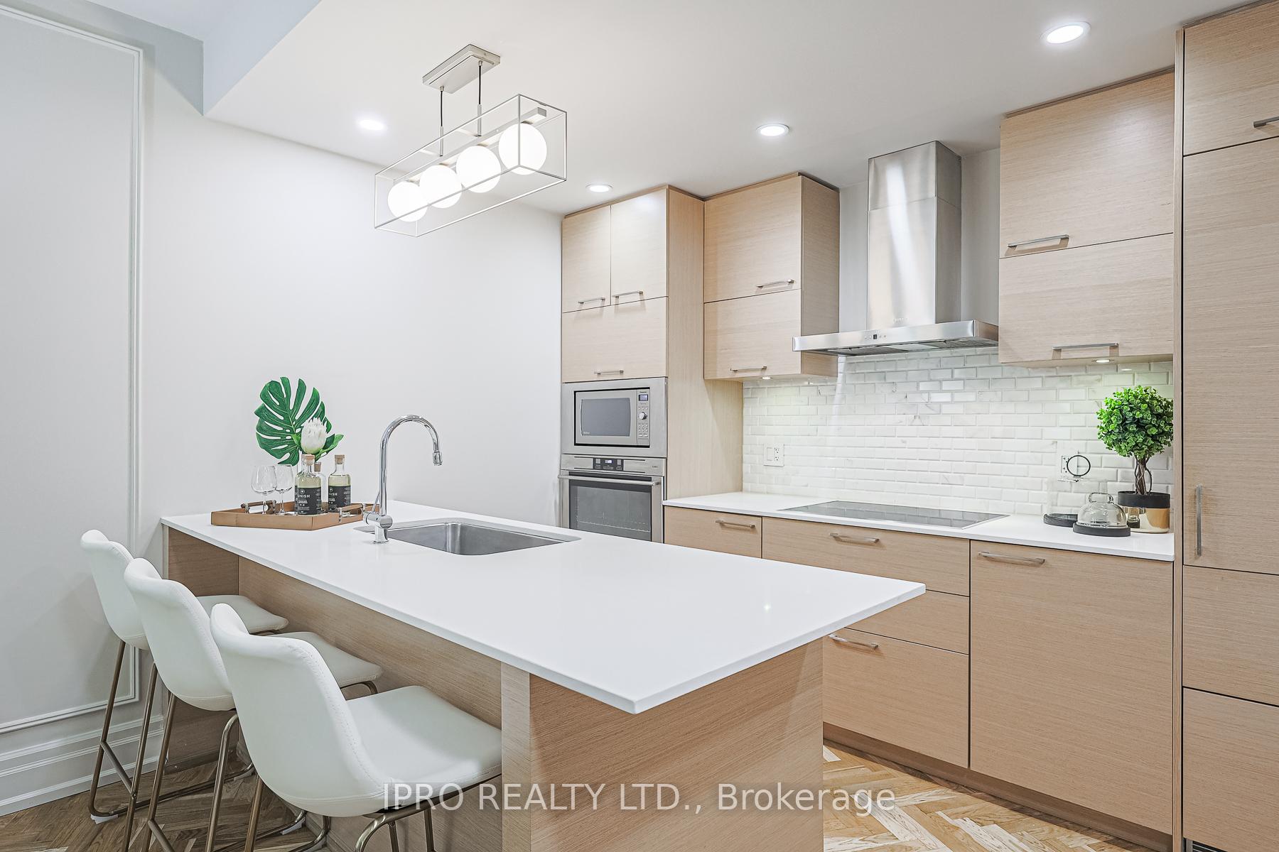 Photo 13 of Unit 517, 55 Front Street E, Toronto, Waterfront Communities — HOMEH