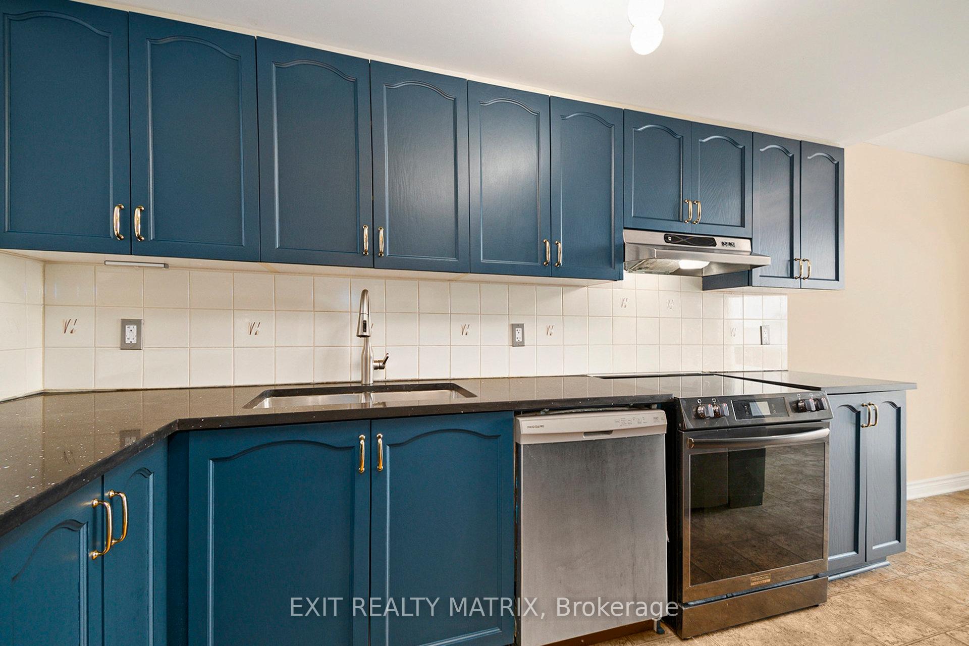 Photo 3 of 594 Lakeridge Drive, Ottawa, Avalon East — HOMEH