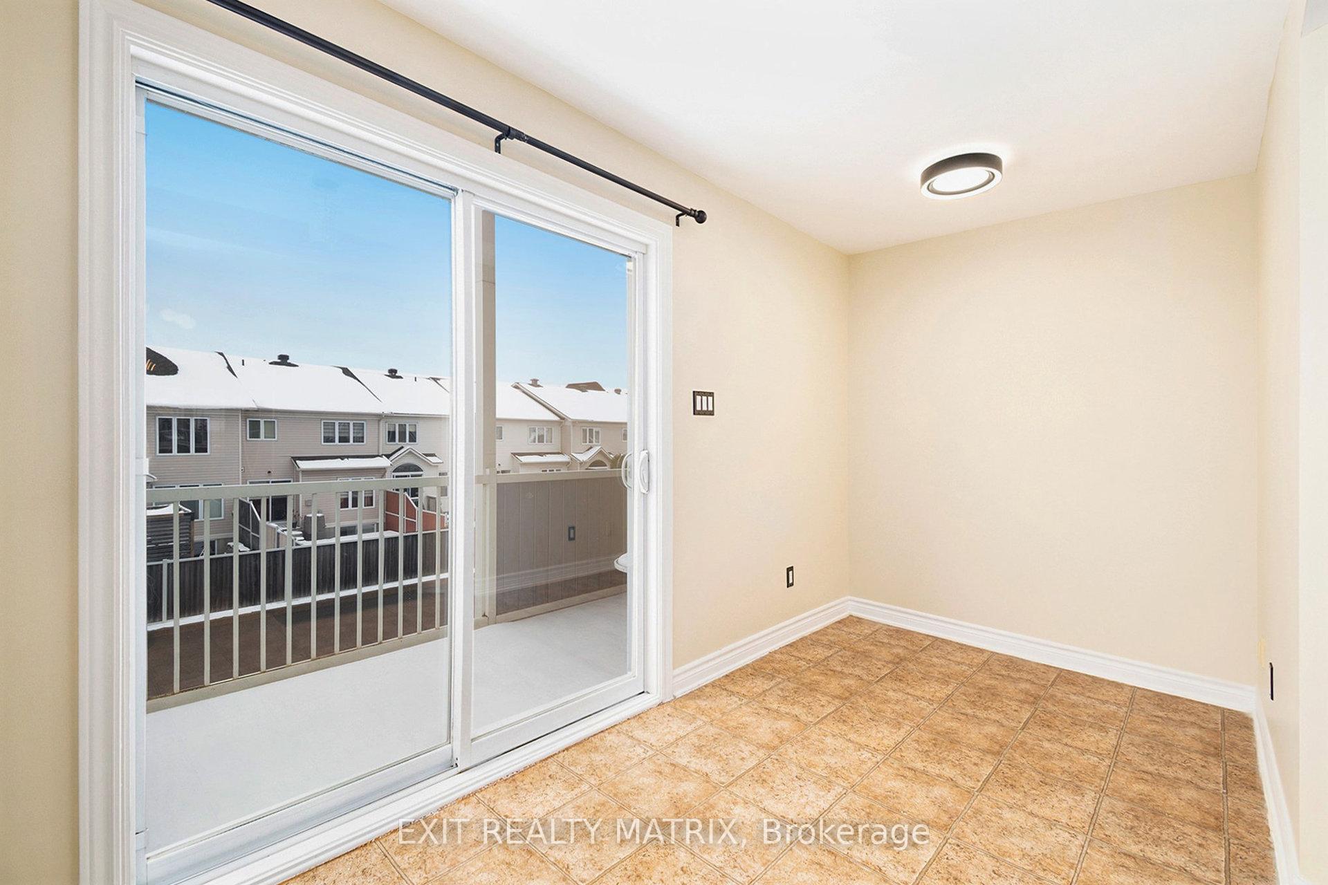 Photo 5 of 594 Lakeridge Drive, Ottawa, Avalon East — HOMEH