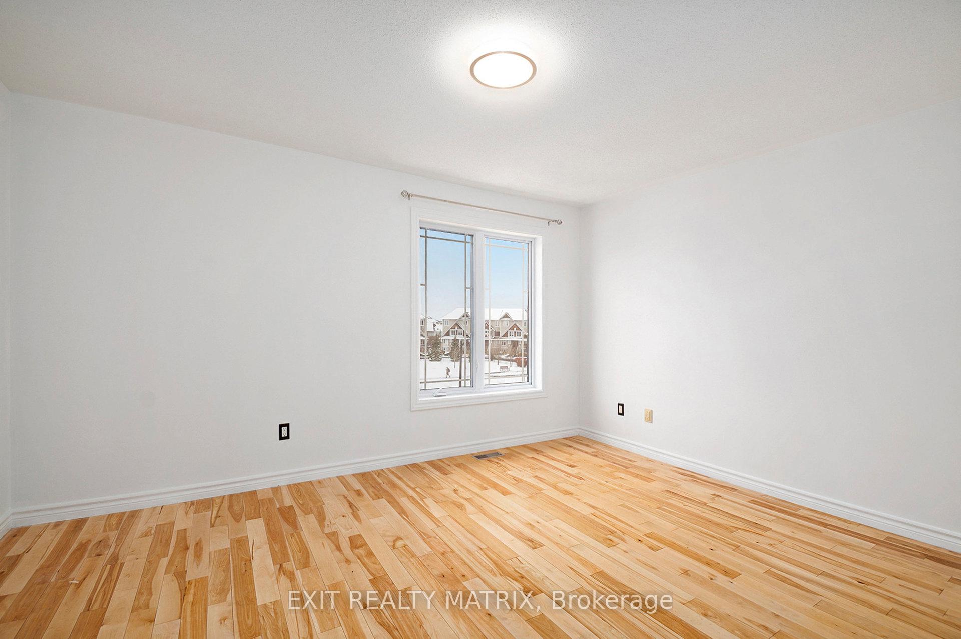 Photo 8 of 594 Lakeridge Drive, Ottawa, Avalon East — HOMEH